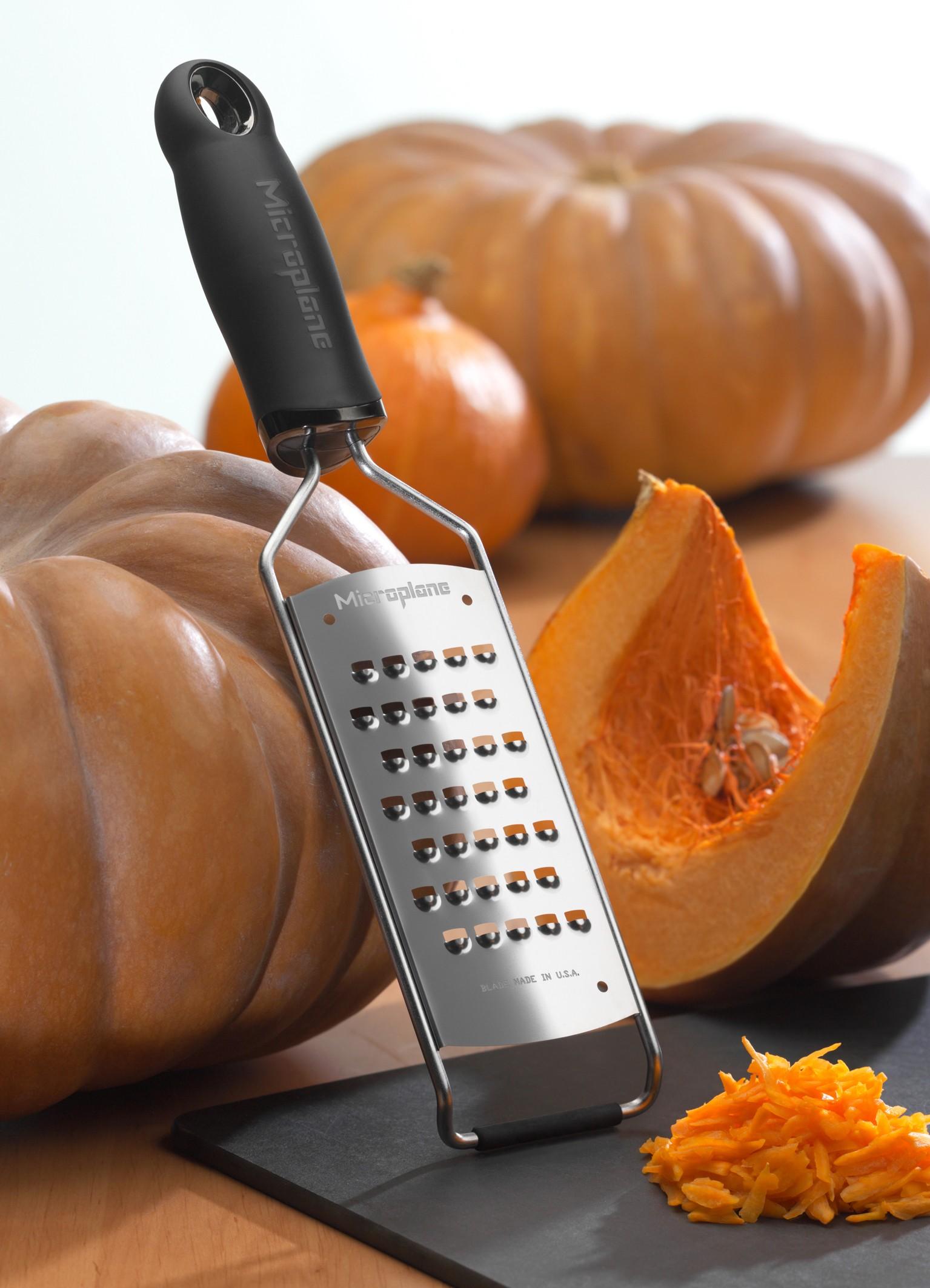 Microplane  Gourmet struhadlo hrubé s rukojetí černá 45008