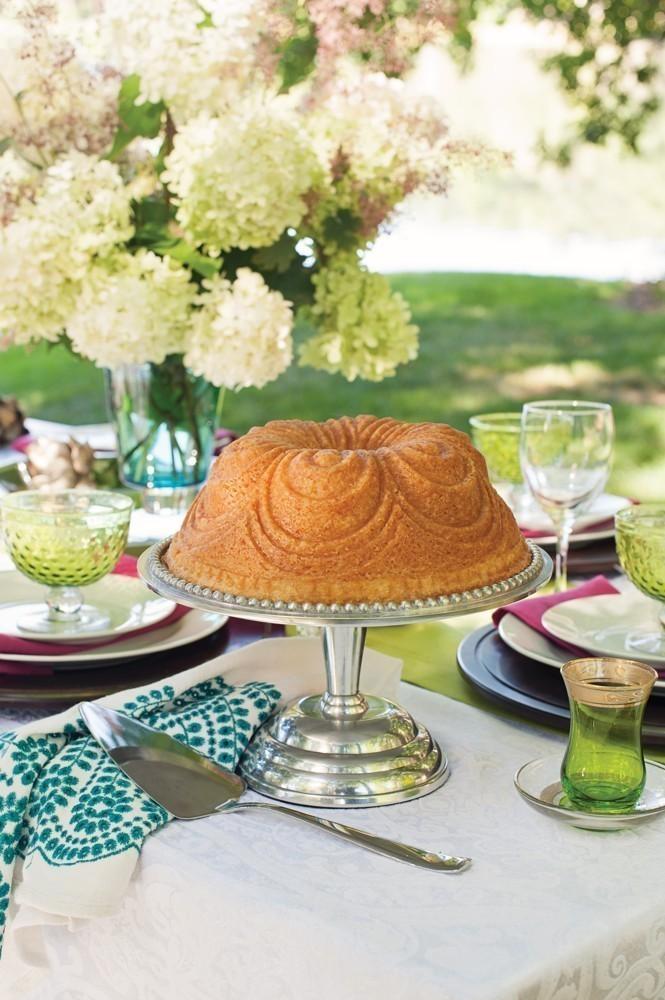 Nordic Ware Forma na bábovku Chiffon 10 cup zlatá 87477