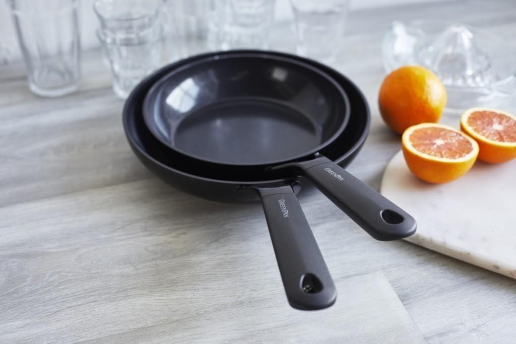 GreenPan SMART černá 24 cm CC003105-001