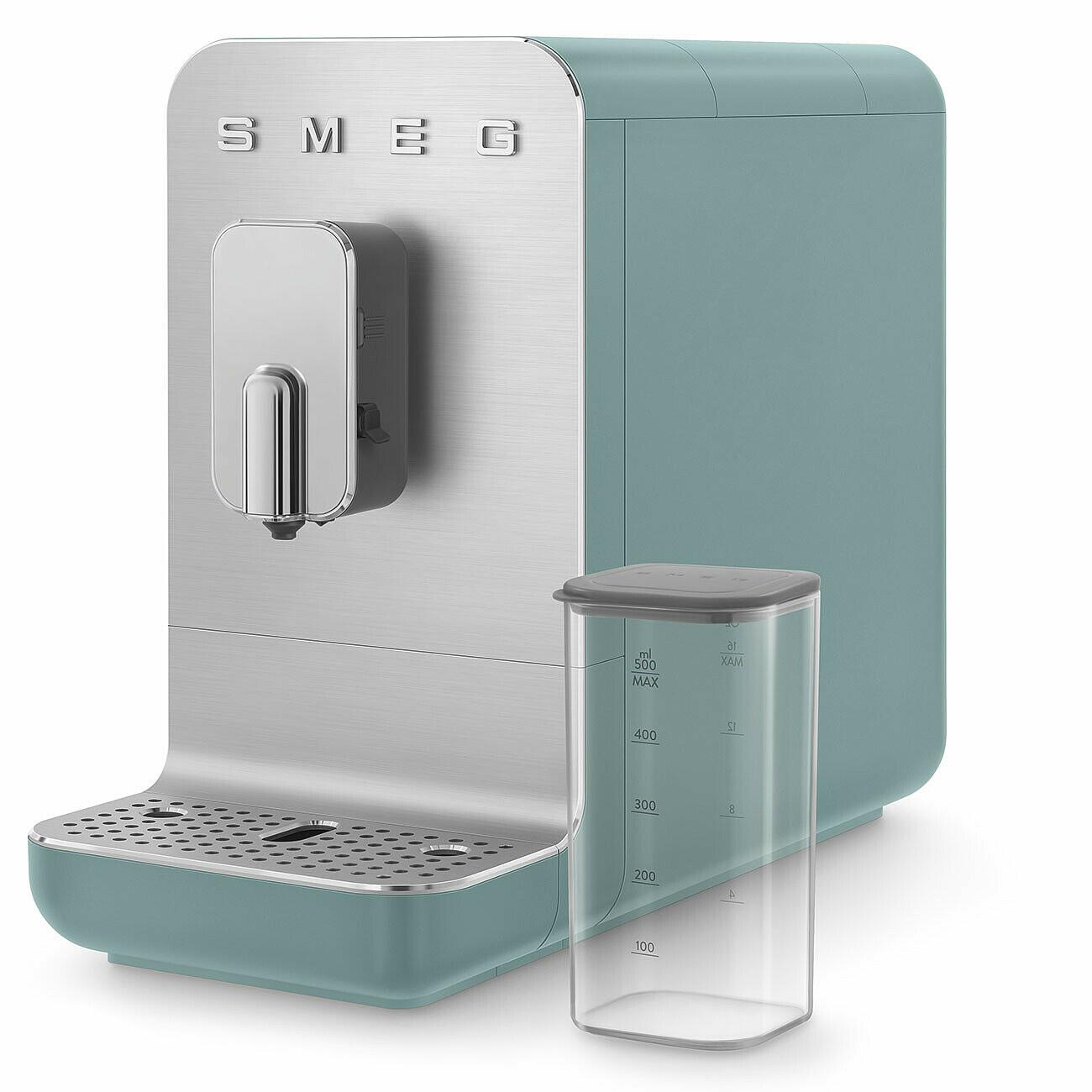 SMEG_SDA SMEG Automatický kávovar BCC13 na cappucino 19 barů s dávkovačem mléka, 1,4l