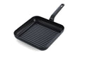 GreenPan ESSENCE čtvercová grilovací pánev 28 cm, černá CC006338-001