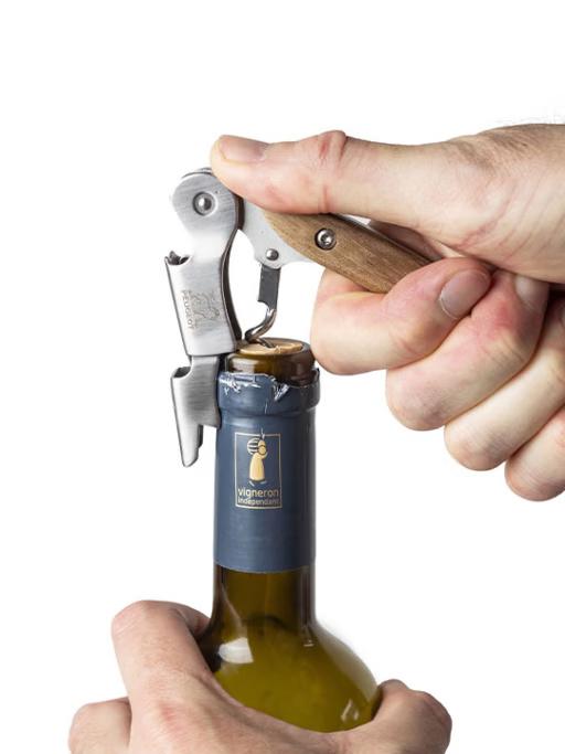 Peugeot MALBEC Somelierská vývrtka - rukojeť ořechové dřevo  201111