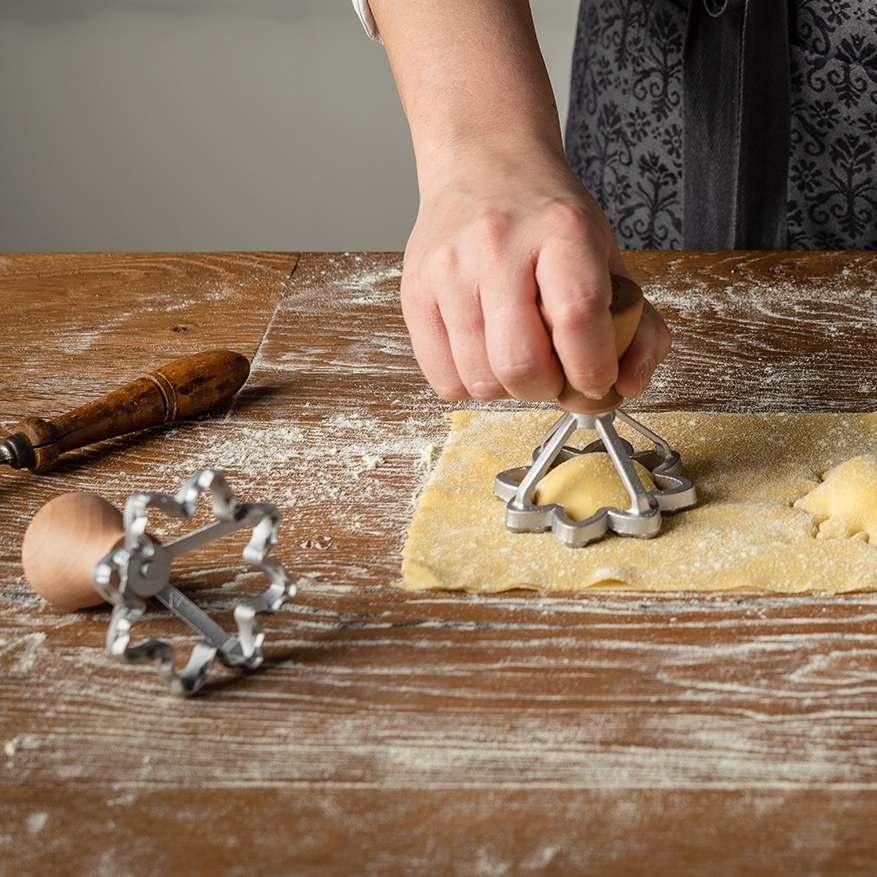 Marcato Vykrajovátko na ravioli/sušenky, kytička 7 cm SC-F70-CLS