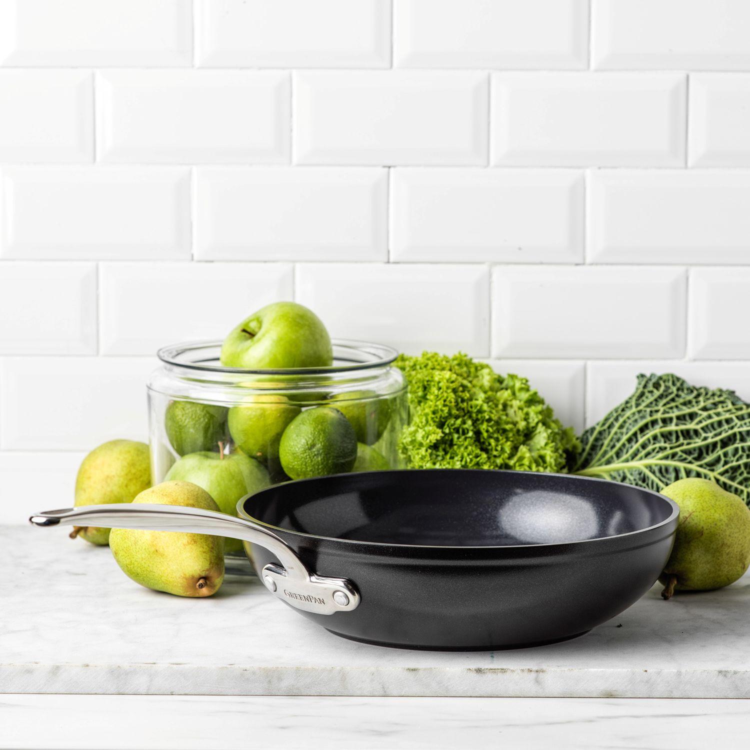 GreenPan BARCELONA PRO wok pánev 28cm, černá CC005326-001