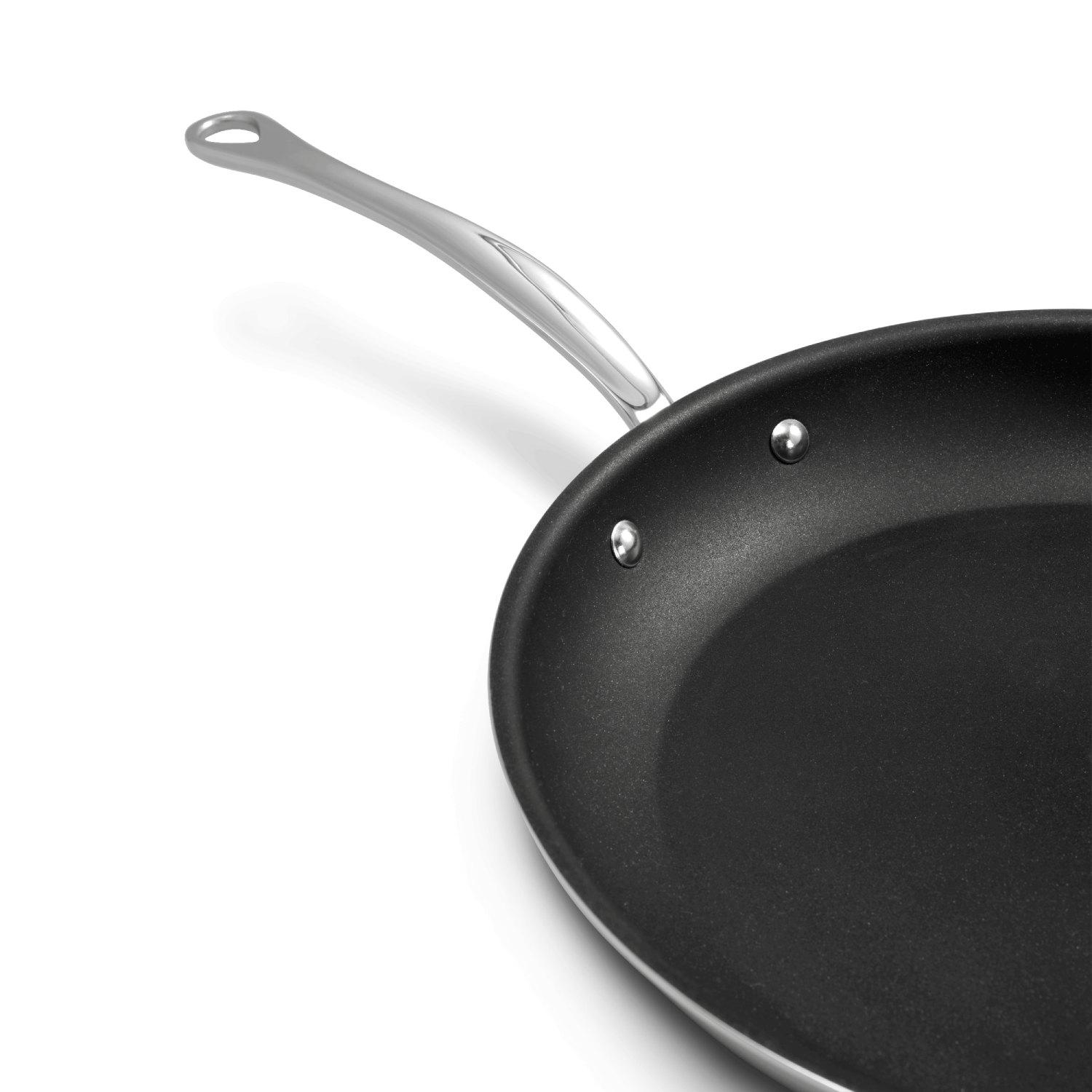 Mauviel M'cook pánev s nepřilnavým povrchem 30 cm rukojeť nerez 524230